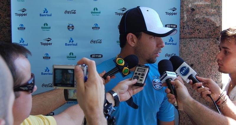 Atacante revela ansiedade para estreia na pr&eacute;-Libertadores