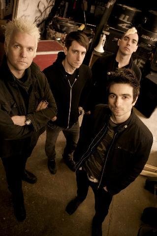 Banda Anti-Flag toca em Porto Alegre em mar&ccedil;o