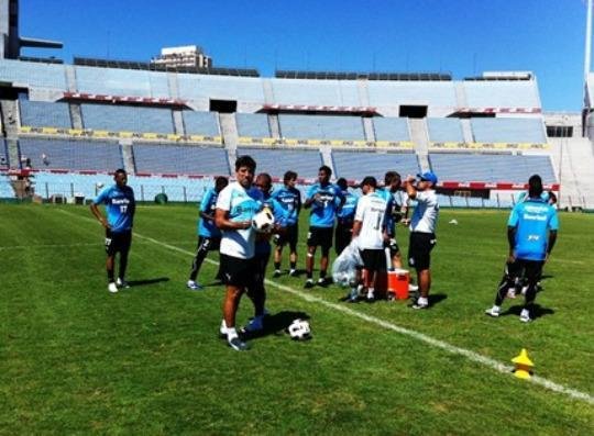 Renato n&atilde;o confirma, mas Vin&iacute;cius Pacheco deve ser titular na estreia do Gr&ecirc;mio