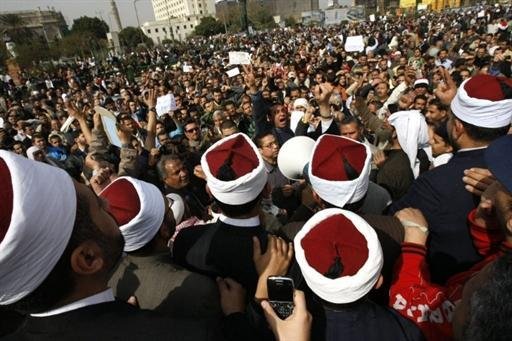 Eg&iacute;pcios tomaram conta da Pra&ccedil;a Tahrir