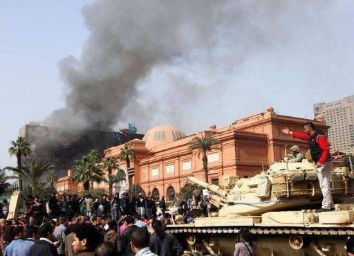 Diretora da Unesco citou cord&atilde;o de estudantes ao redor do Museu do Cairo como exemplo c&iacute;vico de preserva&ccedil;&atilde;o &agrave; cultura
