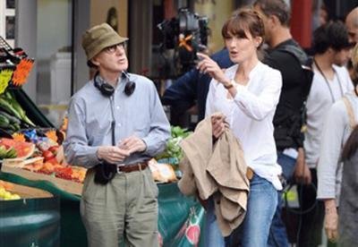 Filme de Woody Allen com Carla Bruni abrir&aacute; Cannes 