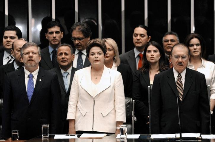 Dilma reafirmou a pol&iacute;tica macroecon&ocirc;mica do Pa&iacute;s, citou a necessidade de controle fiscal e garantiu que seu governo manter&aacute; a estabilidade
