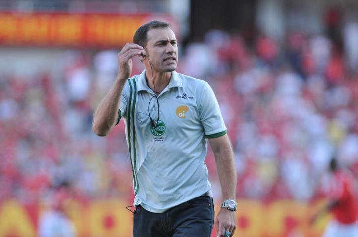 Jogando para o gasto, Inter faz 3 a 1 no Juventude