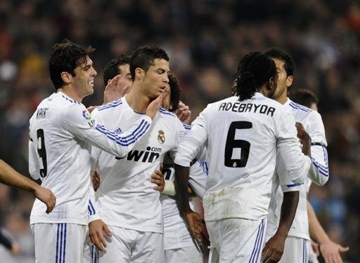 Cristiano Ronaldo faz dois e Real Madrid goleia em casa