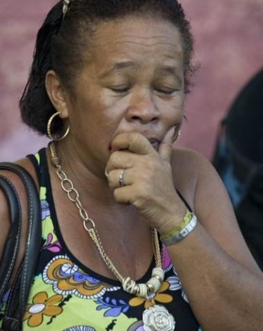 Inc&ecirc;ndio atinge Cidade do Samba no Rio