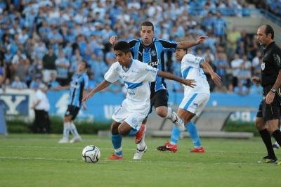 Melhor campanha e a melhor defesa se encontram no jogo entre Gr&ecirc;mio e Novo Hamburgo
