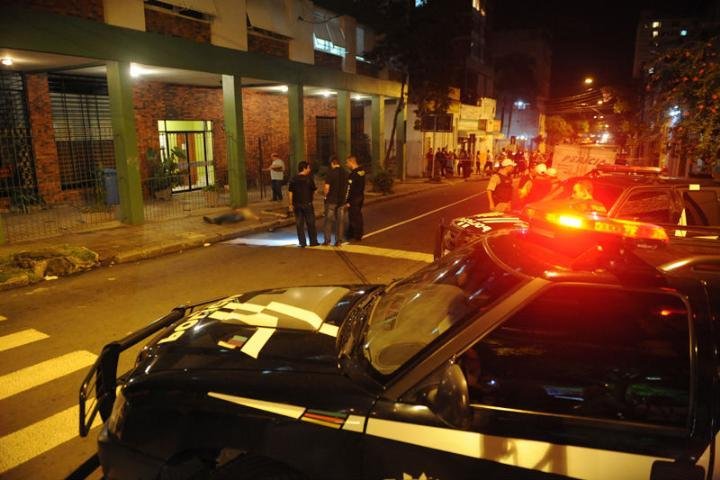 Pol&iacute;cia procura testemunhas da morte de empres&aacute;rio na Capital