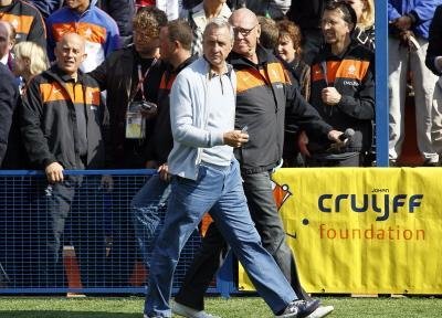 Cruyff volta ao Ajax como assessor