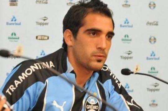 Dami&aacute;n Escudero foi liberado pela CBF e j&aacute; pode atuar pelo Gr&ecirc;mio