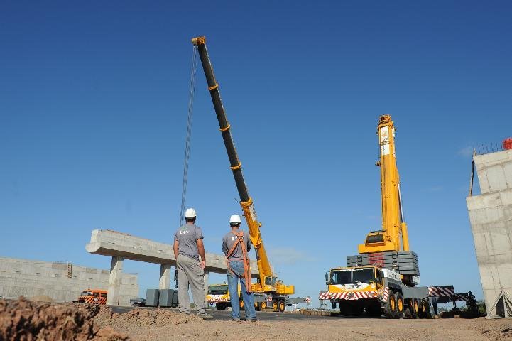 T&eacute;rmino das obras na Rodovia do Parque ser&aacute; adiantado em um dia