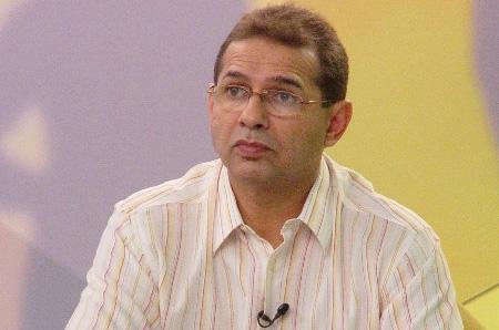 Ex-&aacute;rbitro Oscar Roberto de God&oacute;i &eacute; baleado em S&atilde;o Paulo