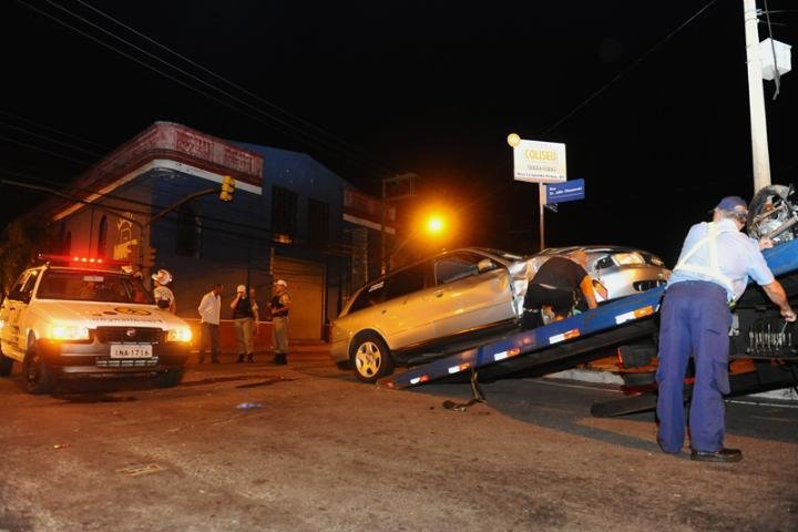 V&iacute;timas de acidente no bairro Floresta est&atilde;o em estado regular