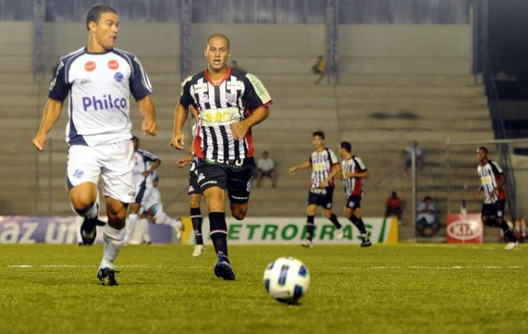 Partida ocorreu na noite desta quinta-feira