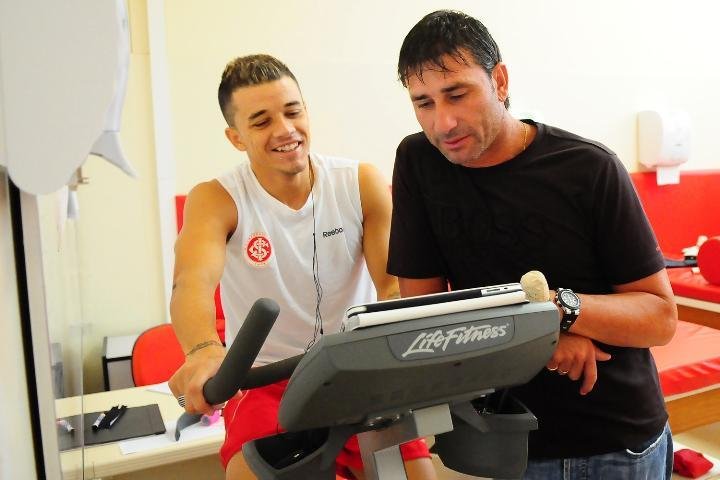 Abbondanzieri visita ex-companheiros de Inter