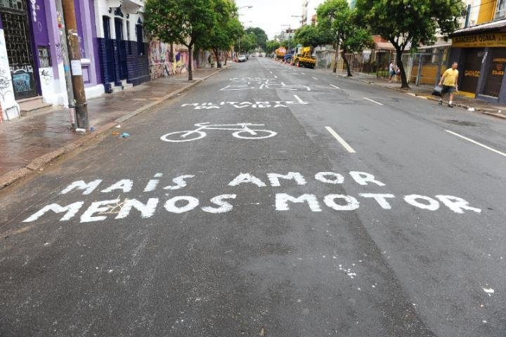 Pol&iacute;cia trata atropelamento de ciclistas como les&atilde;o corporal sem inten&ccedil;&atilde;o