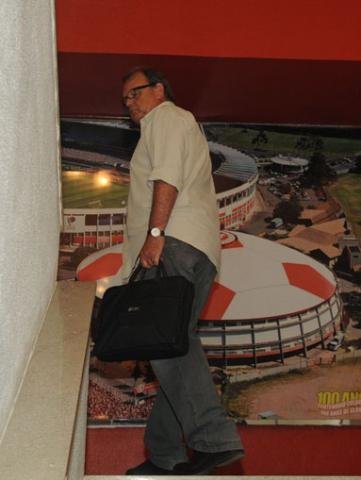Ex-presidente colorado Vitorio Piffero apresentou posi&ccedil;&atilde;o da gest&atilde;o anterior