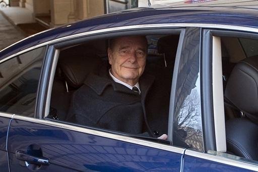 Chirac enfrenta julgamento por corrup&ccedil;&atilde;o na Fran&ccedil;a