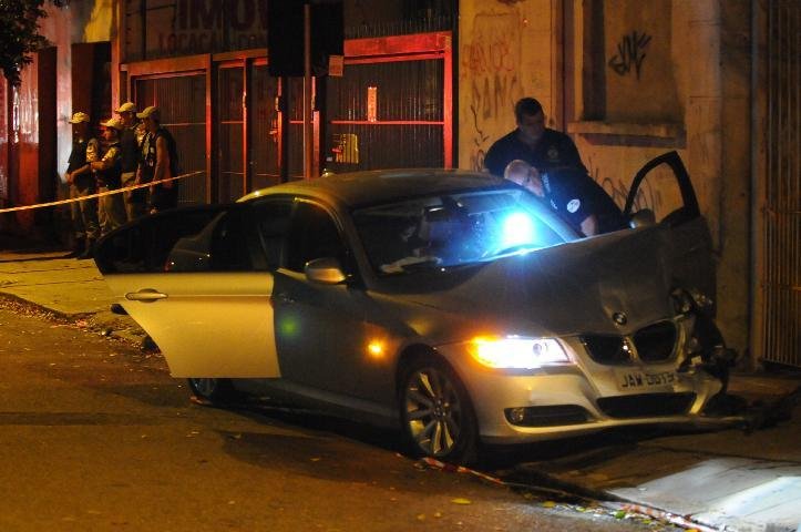 Pol&iacute;cia suspeita que homem baleado na Cidade Baixa sofreu tentativa de homic&iacute;dio