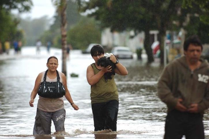 N&iacute;vel de arroio em S&atilde;o Louren&ccedil;o come&ccedil;a a baixar