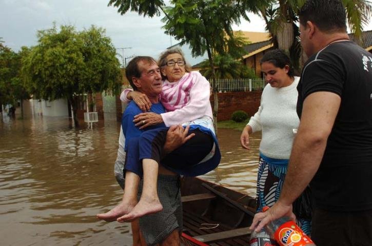 Em Rio Grande muitos precisaram abandonaram suas casas para se proteger da enxurrada