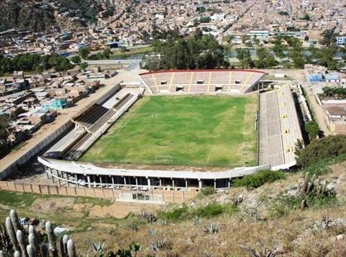 Falta de ilumina&ccedil;&atilde;o no est&aacute;dio obriga Gr&ecirc;mio a jogar &agrave; tarde contra o Le&oacute;n 