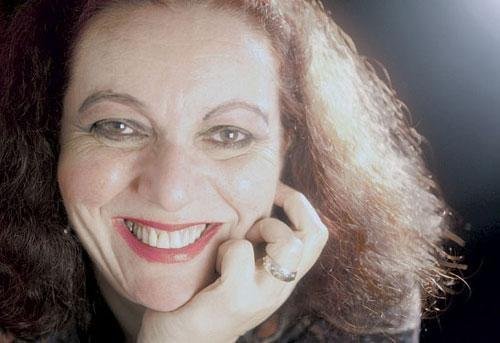 Cida Moreira faz apresenta&ccedil;&atilde;o no Theatro S&atilde;o Pedro hoje