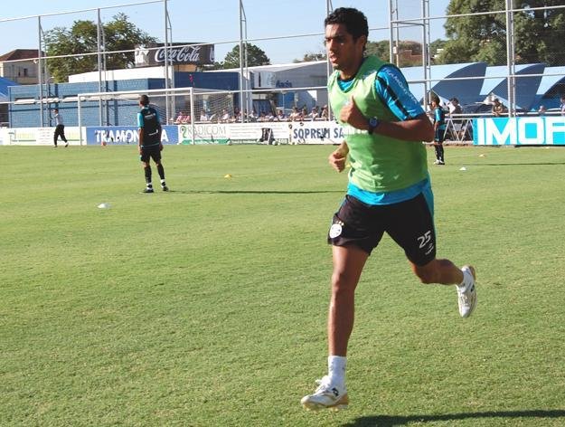Recuperado, Vilson demonstra ansiedade pelo retorno aos gramados