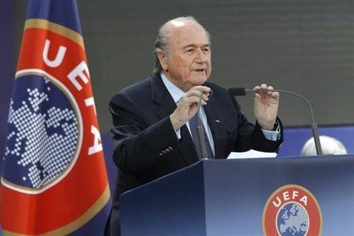 Blatter diz que lutar&aacute; pelo seu &uacute;ltimo mandato na Fifa 