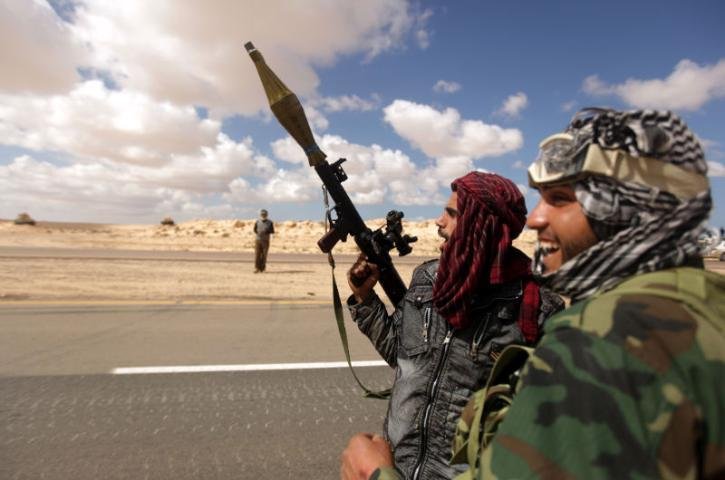 Morre comandante das for&ccedil;as de Kadhafi em Tr&iacute;poli