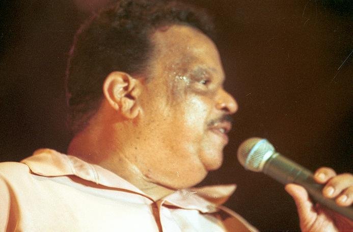 Justi&ccedil;a autoriza exuma&ccedil;&atilde;o do corpo de Tim Maia para tesde de DNA