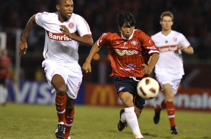 Jornal boliviano prev&ecirc; Beira-Rio lotado no reencontro entre Inter e Wilstermann