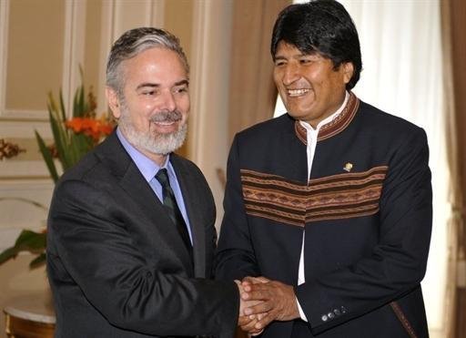 Antes de encontro com Evo Morales, Patriota diz que Obama mostra interesse por di&aacute;logo com a Am&eacute;rica Latina