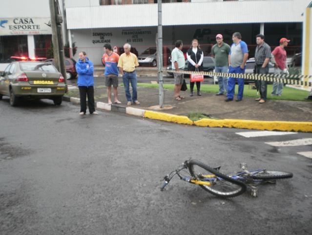 Ciclista morre atropelado no Centro de Santa Rosa