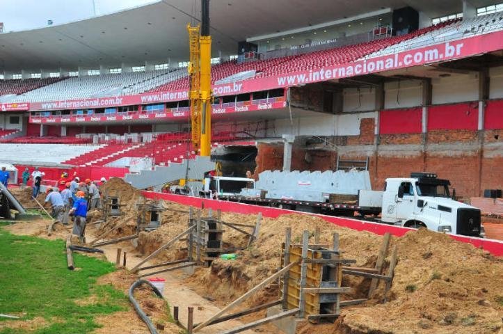 Estruturas pr&eacute;-moldadas das arquibancadas j&aacute; est&atilde;o no Beira-Rio