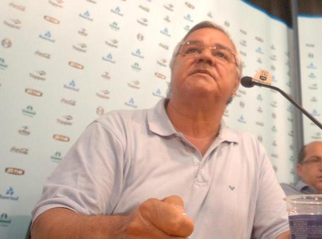Odone diz que desejo de Koff de voltar &eacute; &oacute;timo para o Gr&ecirc;mio