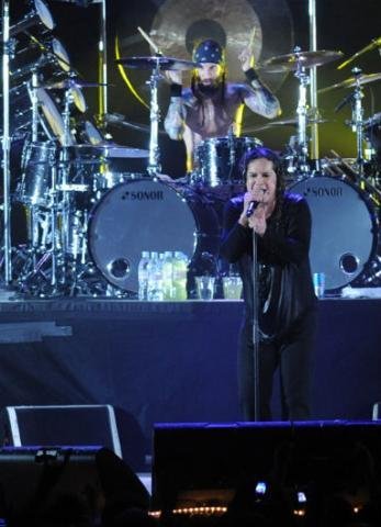 Ozzy Osbourne faz o Gigantinho tremer