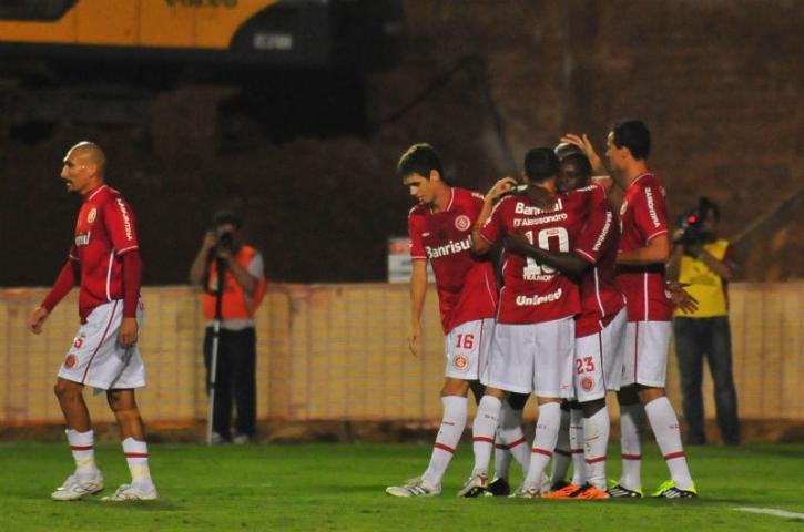 Em noite de Oscar, Inter goleia o Jorge Wilstermann