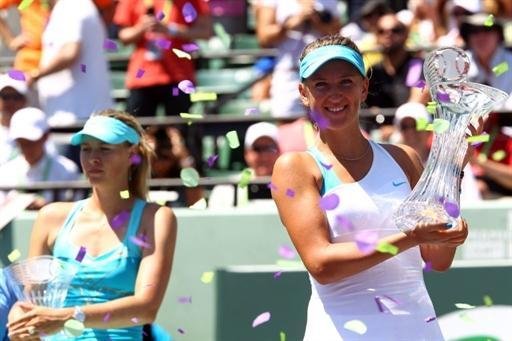 Azarenka derrota Sharapova e &eacute; bicampe&atilde; no Torneio de Miami