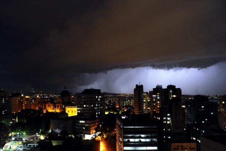 Temporal que causou transtornos no RS antecede madrugada mais fria do ano