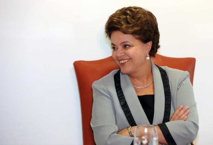 Dilma completa 100 dias impondo a imagem de gestora