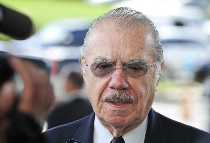 Sarney apresenta amanh&atilde; proposta para novo referendo sobre armas