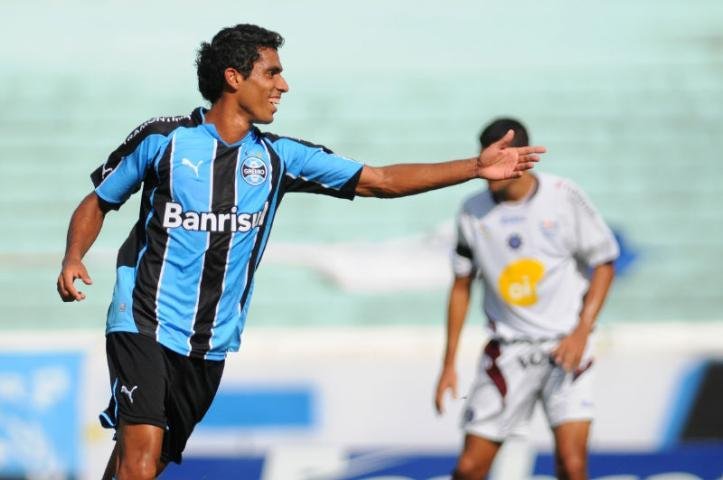 Motivado, Vilson fala em recuperar o ritmo de jogo 