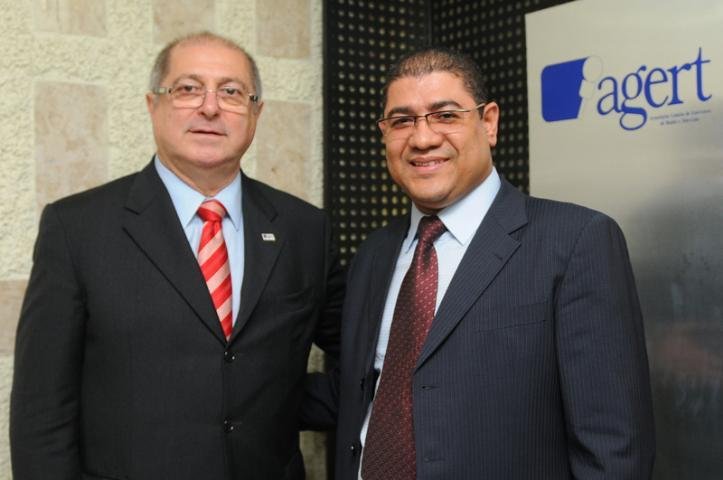 Vice-presidente do Grupo Record RS, Ver&iacute;ssimo de Jesus, participou da reuni&atilde;o