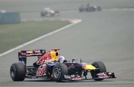 Sebasti&aacute;n Vettel lidera primeiro treino livre do GP da China