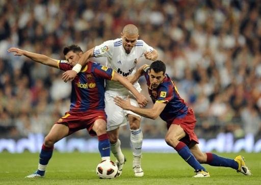 Real e Barcelona empatam em 1 a 1 pelo Campeonato Espanhol