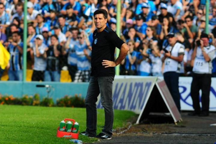 Renato diz que fez substitui&ccedil;&otilde;es pensando nos p&ecirc;naltis