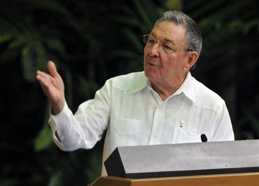 Congresso Comunista apoia relat&oacute;rio de Ra&uacute;l Castro como plataforma de mudan&ccedil;a