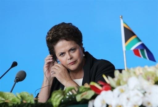 Dilma quer computador mais barato aos brasileiros