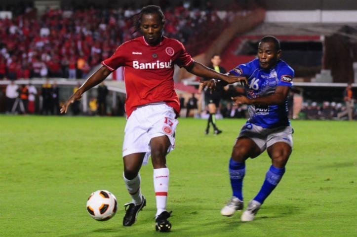 Com Falc&atilde;o como t&eacute;cnico, Inter recebe o Emelec de olho nas oitavas de final